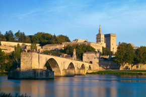 STUDIO with Wifi for 2 near Remparts d'Avignon